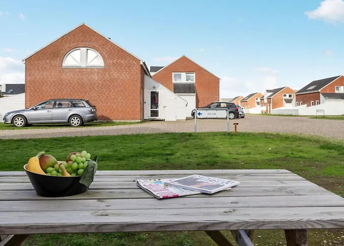 Appartement Ameli - 2-3km From The Sea By Interhome